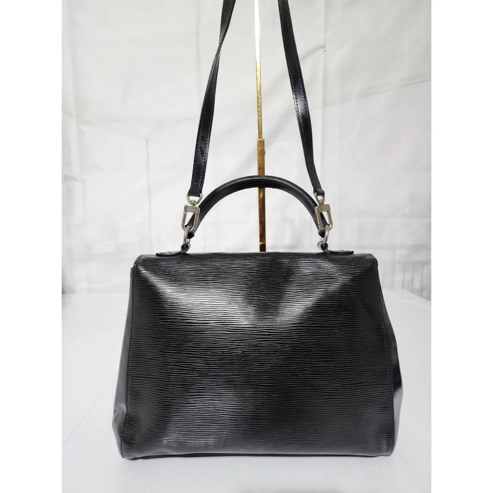 LOUIS VUITTON Epi Leather Cluny Satchel Bag Black